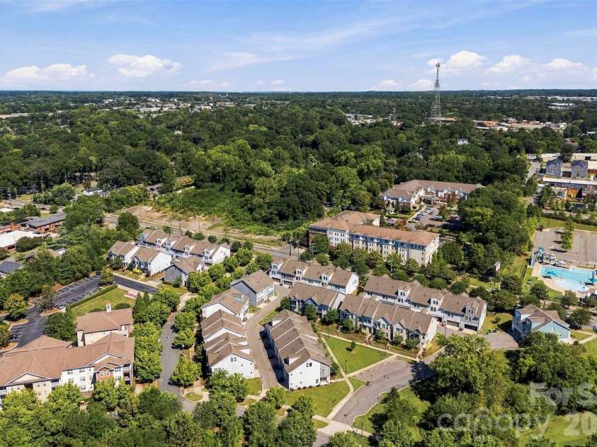 1432 Winding Stream Road, Charlotte, NC 28206.  MLS# CAR4428731, YatesRealty ID 54580. 