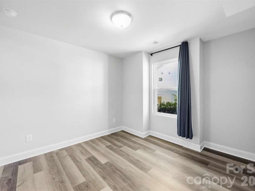 1432 Winding Stream Road, Charlotte, NC 28206.  MLS# CAR4428731, YatesRealty ID 54580. Bedroom #3 Main Level