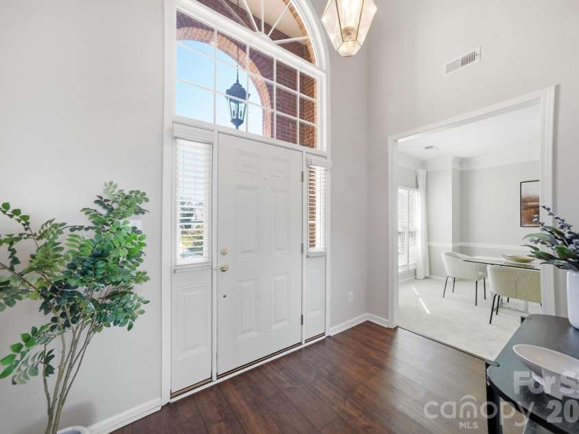 11224 Ridge Oak Drive, Charlotte, NC 28273.  MLS# CAR4423430, YatesRealty ID 54581. 