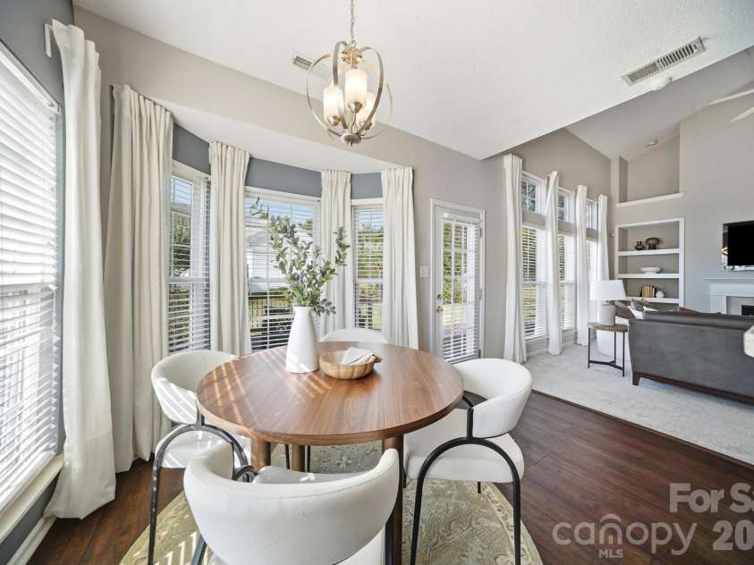 11224 Ridge Oak Drive, Charlotte, NC 28273.  MLS# CAR4423430, YatesRealty ID 54581. 
