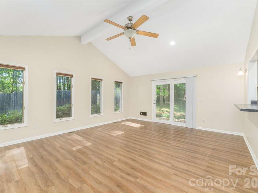 8 Muirfield Place, Arden, NC 28704.  MLS# CAR4429523, YatesRealty ID 54584. 