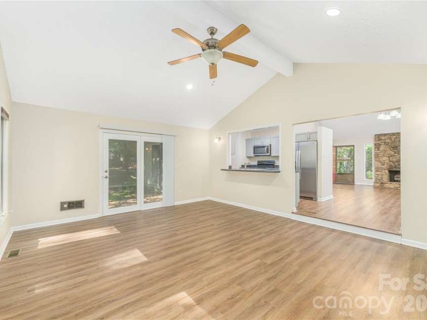8 Muirfield Place, Arden, NC 28704.  MLS# CAR4429523, YatesRealty ID 54584. 