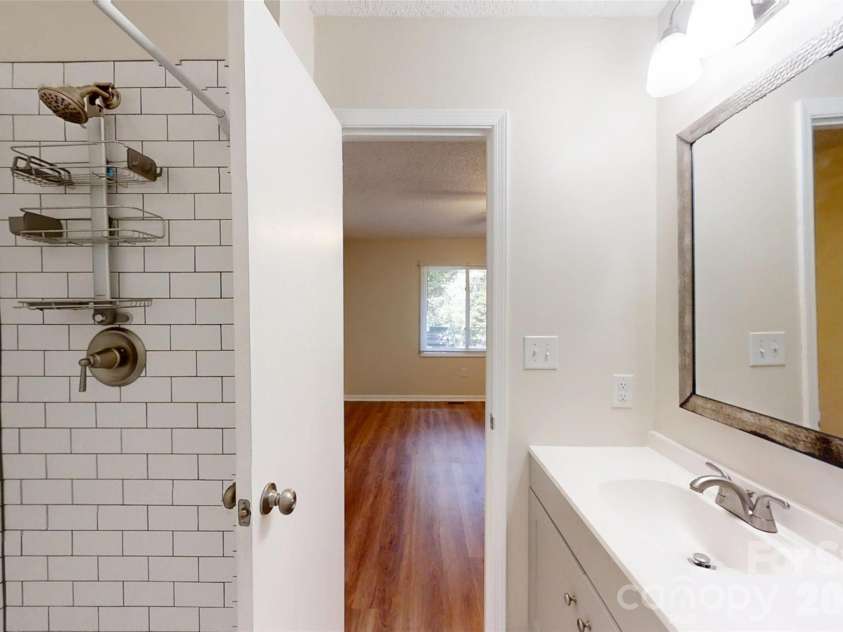 8 Muirfield Place, Arden, NC 28704.  MLS# CAR4429523, YatesRealty ID 54584. 