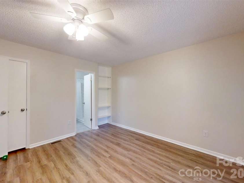 8 Muirfield Place, Arden, NC 28704.  MLS# CAR4429523, YatesRealty ID 54584. 