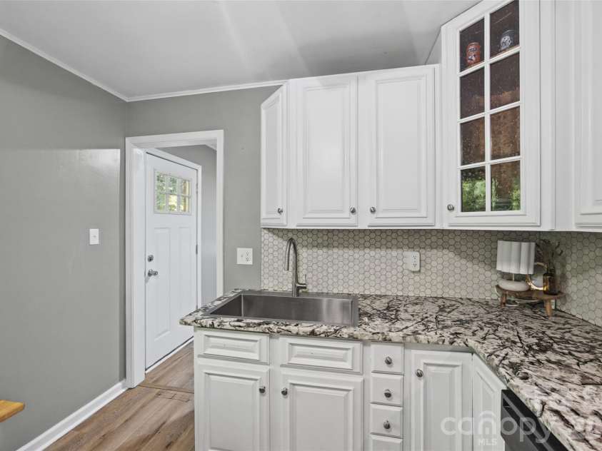 18 Northbrook Drive, York, SC 29745.  MLS# CAR4430293, YatesRealty ID 54585. 