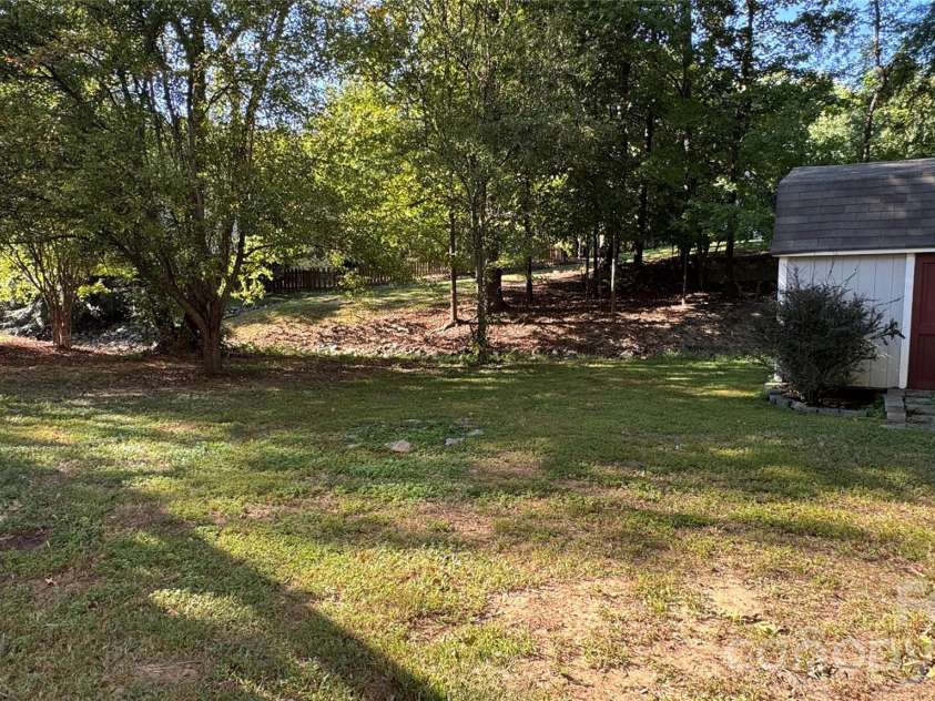 13611 Toka Court, Huntersville, NC 28078.  MLS# CAR4431080, YatesRealty ID 54587. 