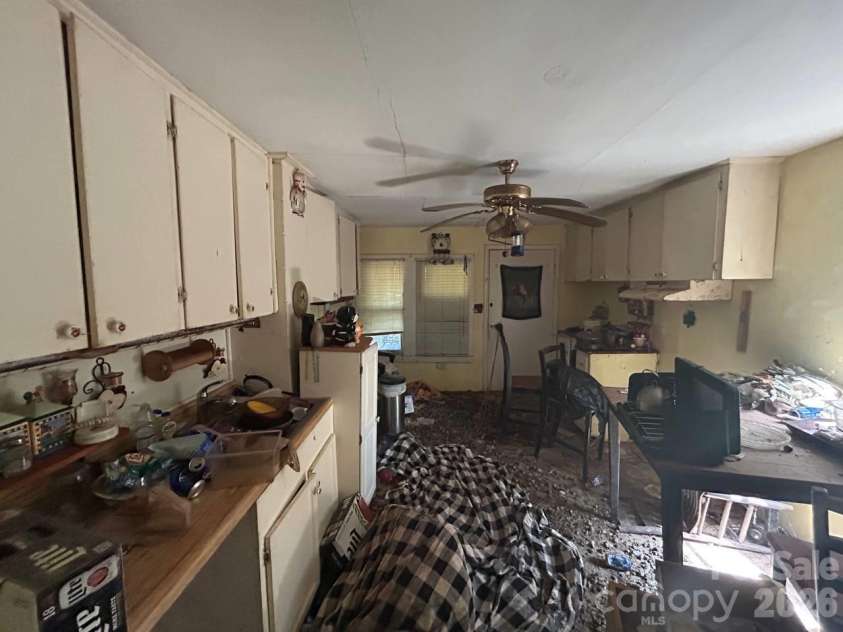 2635 Lower Gabriels Creek Road, Mars Hill, NC 28754.  MLS# CAR4431061, YatesRealty ID 54589. 
