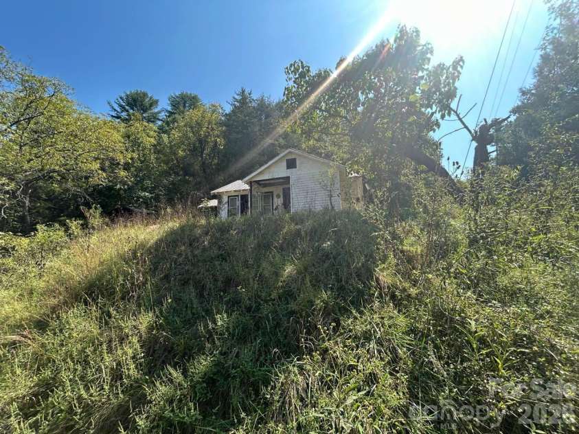 2635 Lower Gabriels Creek Road, Mars Hill, NC 28754.  MLS# CAR4431061, YatesRealty ID 54589. 