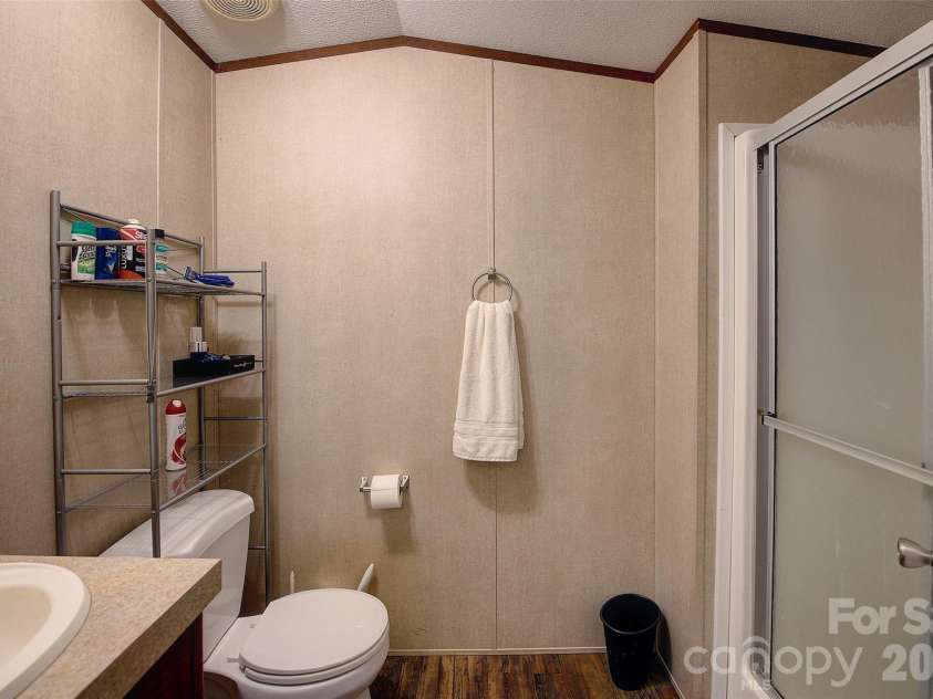 120 Ed Young Road, Burnsville, NC 28714.  MLS# CAR4431084, YatesRealty ID 54590. 