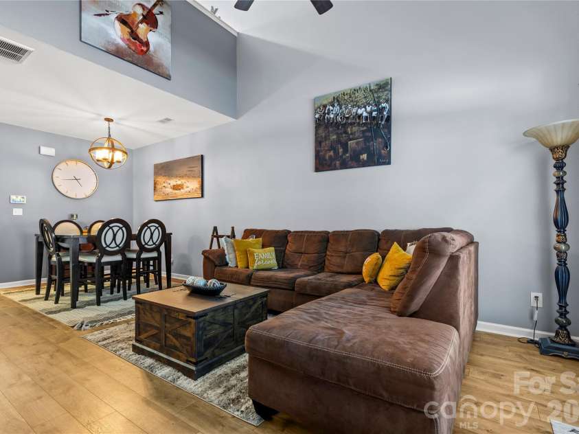 11141 Lions Mane Street, Charlotte, NC 28273.  MLS# CAR4430926, YatesRealty ID 54591. 