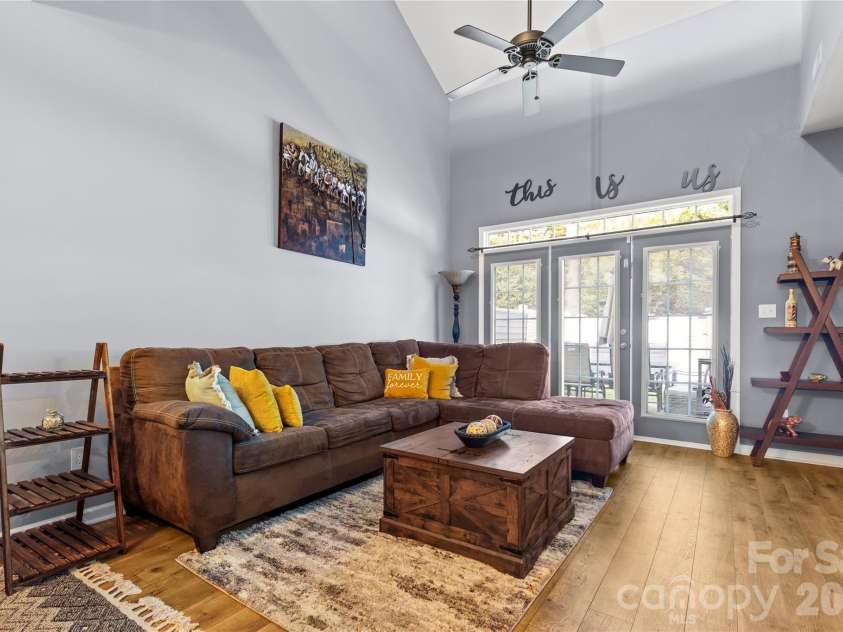 11141 Lions Mane Street, Charlotte, NC 28273.  MLS# CAR4430926, YatesRealty ID 54591. 