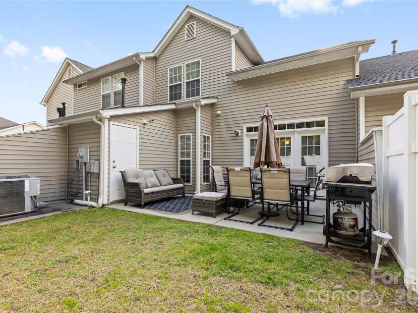 11141 Lions Mane Street, Charlotte, NC 28273.  MLS# CAR4430926, YatesRealty ID 54591. 