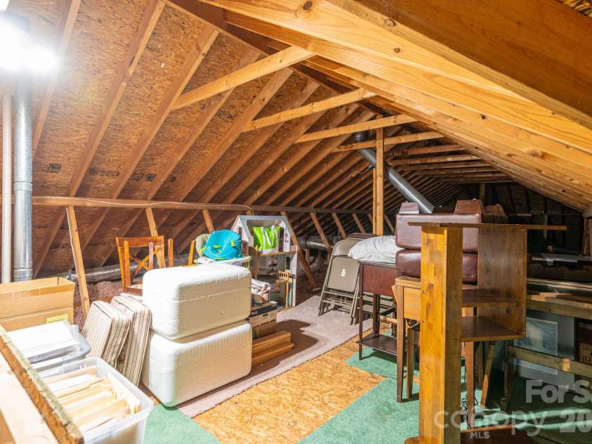 1618-B Union Road, Gastonia, NC 28054.  MLS# CAR4430084, YatesRealty ID 54592. 