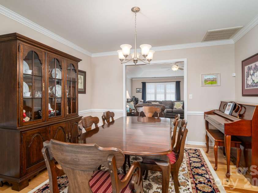 1618-B Union Road, Gastonia, NC 28054.  MLS# CAR4430084, YatesRealty ID 54592. 