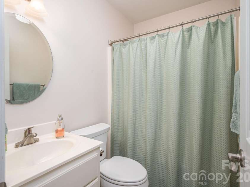 1618-B Union Road, Gastonia, NC 28054.  MLS# CAR4430084, YatesRealty ID 54592. 
