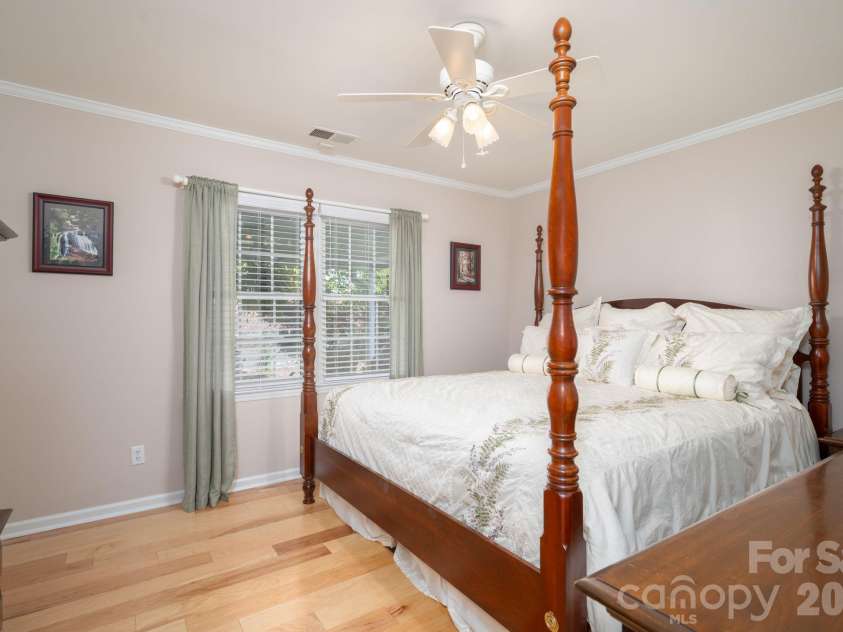 1618-B Union Road, Gastonia, NC 28054.  MLS# CAR4430084, YatesRealty ID 54592. 