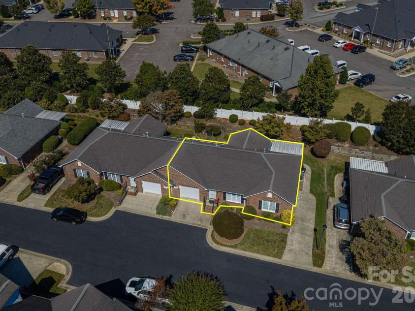 1618-B Union Road, Gastonia, NC 28054.  MLS# CAR4430084, YatesRealty ID 54592. 