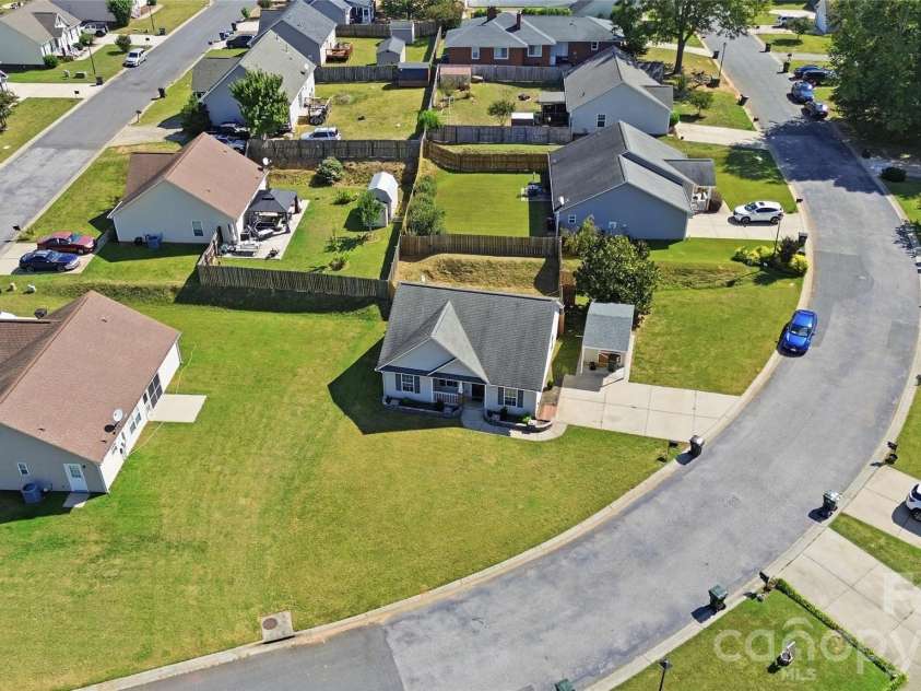 4066 Thomas Sam Drive, Rock Hill, SC 29732.  MLS# CAR4429762, YatesRealty ID 54595. 