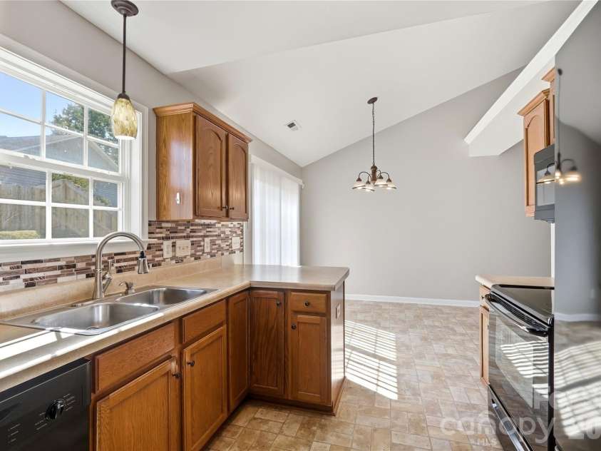 4066 Thomas Sam Drive, Rock Hill, SC 29732.  MLS# CAR4429762, YatesRealty ID 54595. 