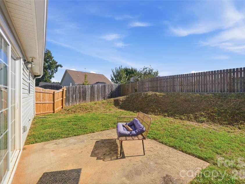 4066 Thomas Sam Drive, Rock Hill, SC 29732.  MLS# CAR4429762, YatesRealty ID 54595. 
