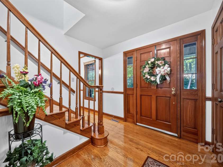 310 Travis Lane, Salisbury, NC 28146.  MLS# CAR4430797, YatesRealty ID 54596. 