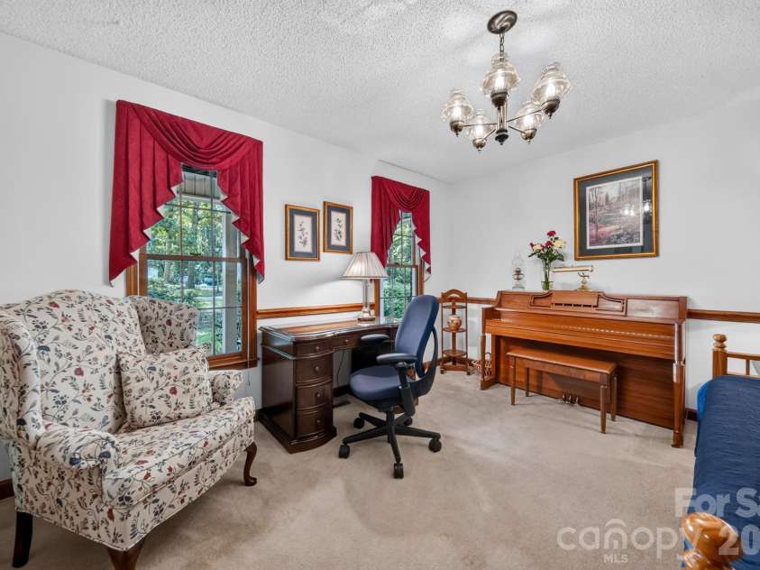 310 Travis Lane, Salisbury, NC 28146.  MLS# CAR4430797, YatesRealty ID 54596. 