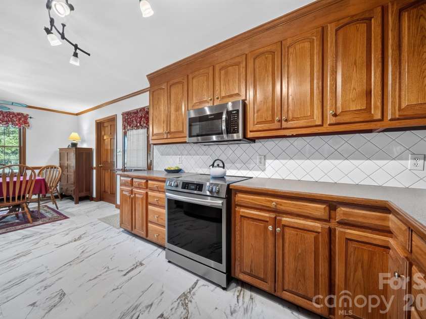 310 Travis Lane, Salisbury, NC 28146.  MLS# CAR4430797, YatesRealty ID 54596. 