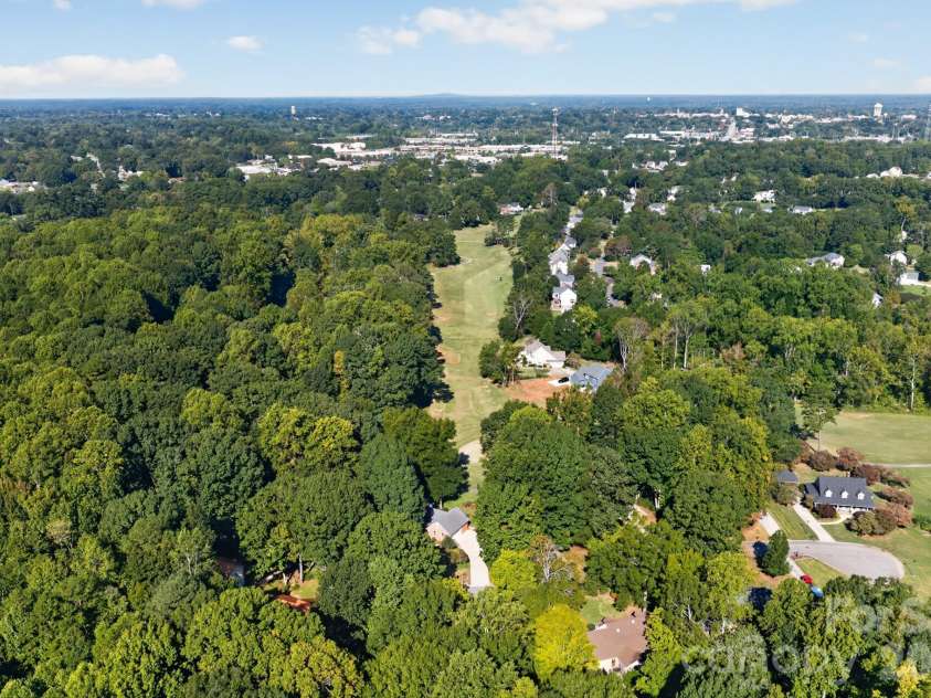 310 Travis Lane, Salisbury, NC 28146.  MLS# CAR4430797, YatesRealty ID 54596. 