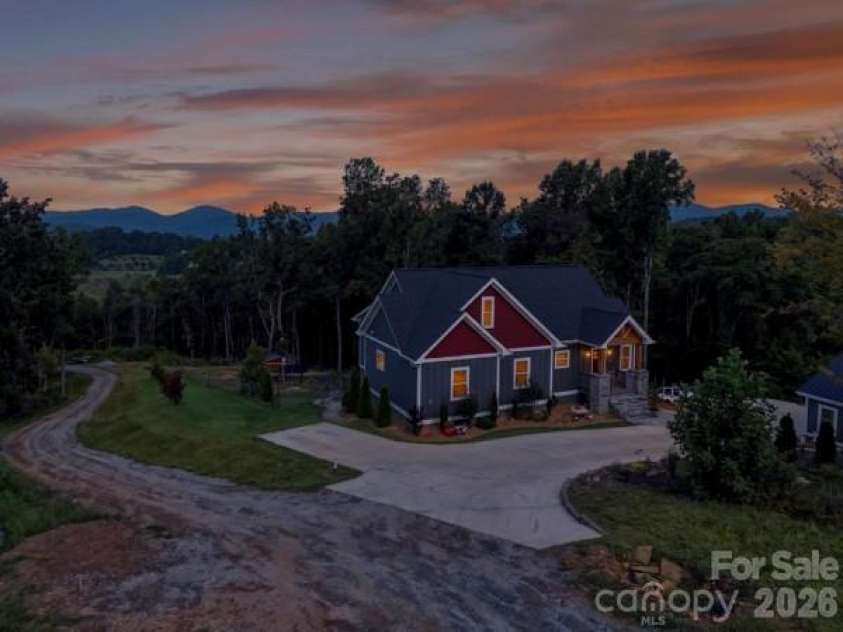 72 & 00 Jacks Paw Lane, Hendersonville, NC 28792.  MLS# CAR4430669, YatesRealty ID 54597. 