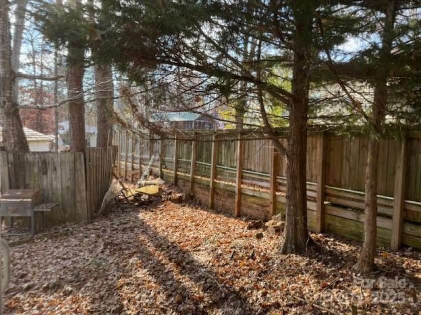 127 Deer Park Road, Mount Gilead, NC 27306.  MLS# CAR4328553, YatesRealty ID 546. 