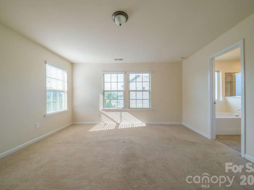 2004 Hudson Mill Drive, Waxhaw, NC 28173.  MLS# CAR4430158, YatesRealty ID 54600. 