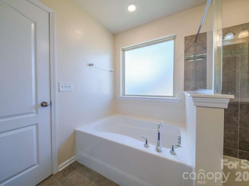 2004 Hudson Mill Drive, Waxhaw, NC 28173.  MLS# CAR4430158, YatesRealty ID 54600. 