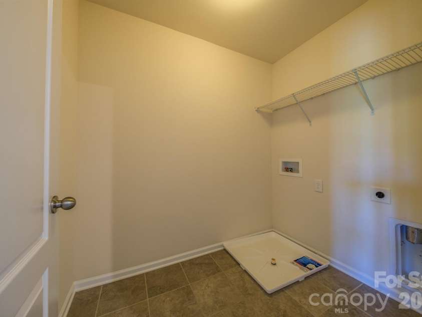 2004 Hudson Mill Drive, Waxhaw, NC 28173.  MLS# CAR4430158, YatesRealty ID 54600. 