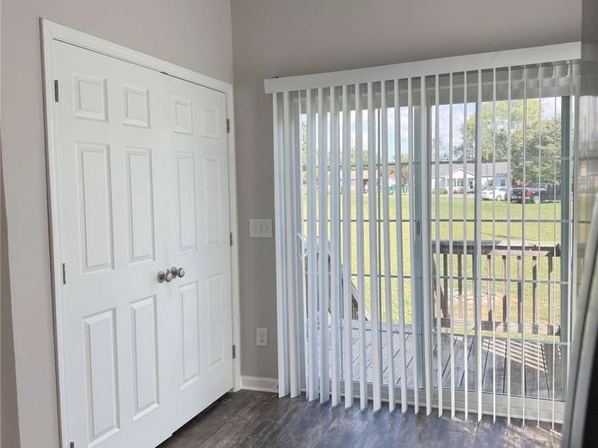 323 Martin Street, Shelby, NC 28150.  MLS# CAR4429863, YatesRealty ID 54603. Breakfast nook with laundry closet on the left.