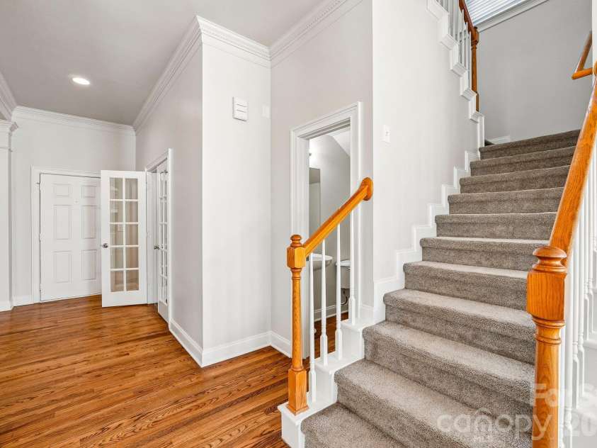 1001 Gainsborough Drive, Matthews, NC 28104.  MLS# CAR4430806, YatesRealty ID 54604. 