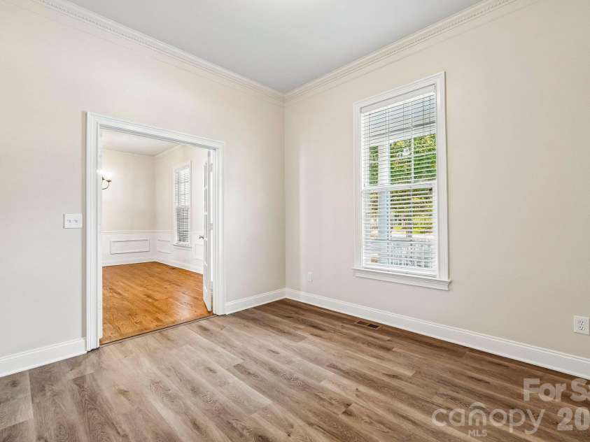1001 Gainsborough Drive, Matthews, NC 28104.  MLS# CAR4430806, YatesRealty ID 54604. 