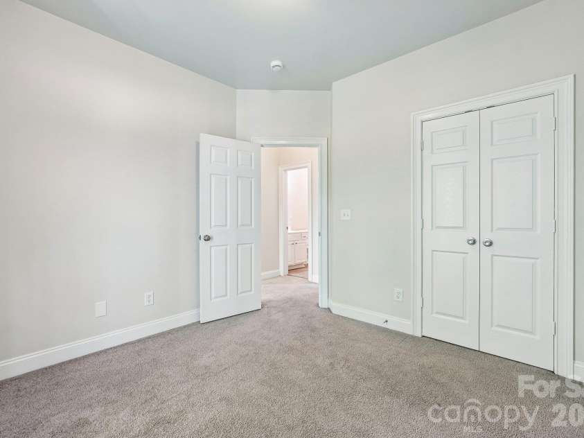 1001 Gainsborough Drive, Matthews, NC 28104.  MLS# CAR4430806, YatesRealty ID 54604. 