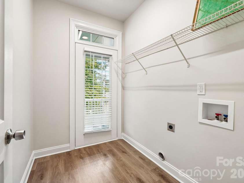 1001 Gainsborough Drive, Matthews, NC 28104.  MLS# CAR4430806, YatesRealty ID 54604. 