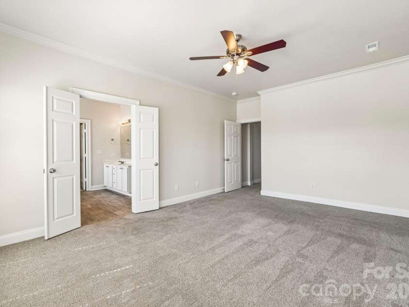 1001 Gainsborough Drive, Matthews, NC 28104.  MLS# CAR4430806, YatesRealty ID 54604. 