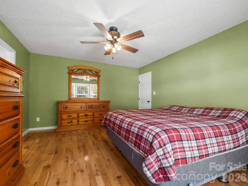 170 Yates Cove Road, Waynesville, NC 28785.  MLS# CAR4430510, YatesRealty ID 54609. 