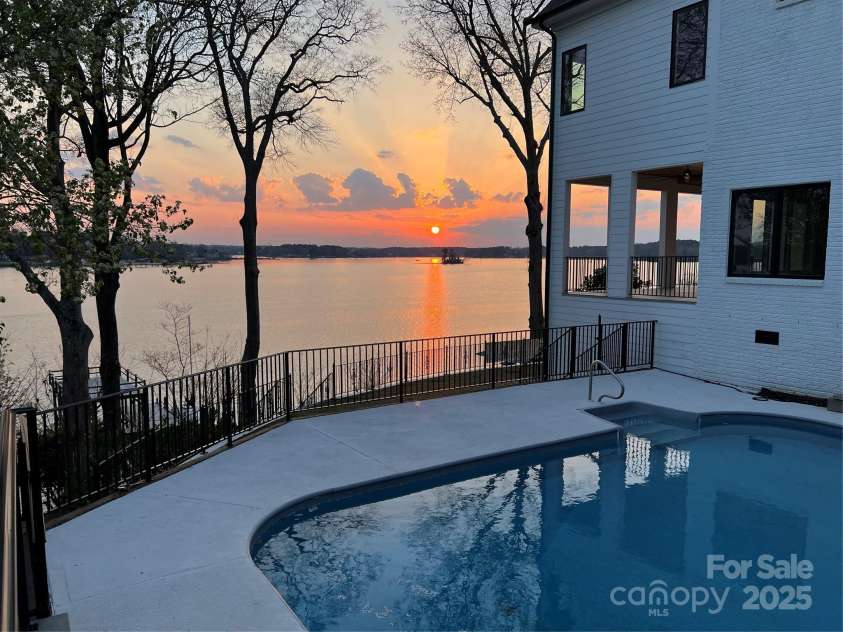 7116 Topsail Circle, Tega Cay, SC 29708.  MLS# CAR4238062, YatesRealty ID 5461. 