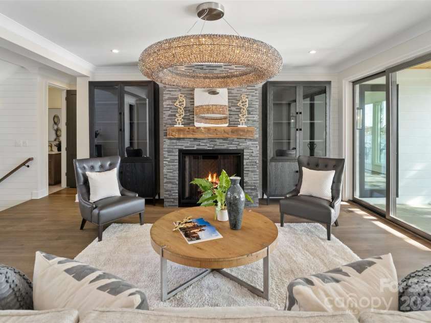 7116 Topsail Circle, Tega Cay, SC 29708.  MLS# CAR4238062, YatesRealty ID 5461. 