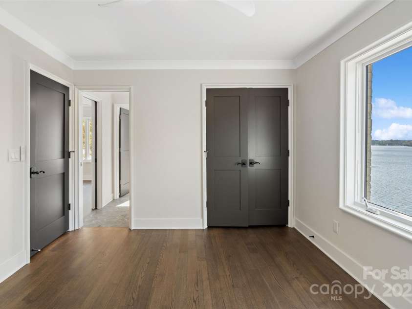 7116 Topsail Circle, Tega Cay, SC 29708.  MLS# CAR4238062, YatesRealty ID 5461. Bathroom 4
