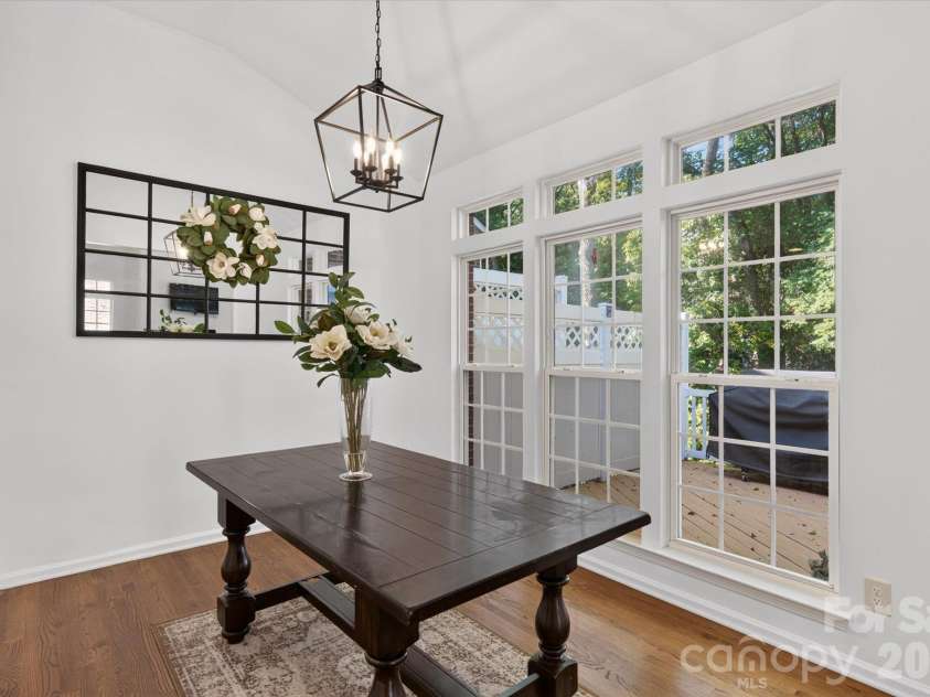 10304 Berkeley Pond Drive, Charlotte, NC 28277.  MLS# CAR4426622, YatesRealty ID 54611. 