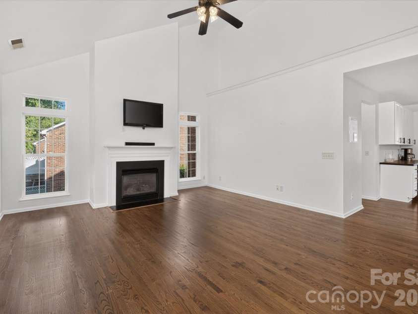 10304 Berkeley Pond Drive, Charlotte, NC 28277.  MLS# CAR4426622, YatesRealty ID 54611. 