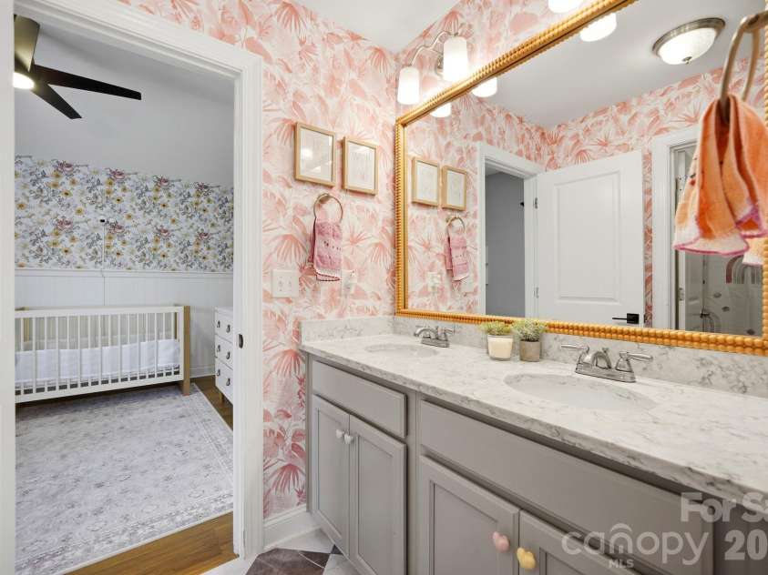 612 Highland Ridge Point, Clover, SC 29710.  MLS# CAR4424384, YatesRealty ID 54612. Full bath 3