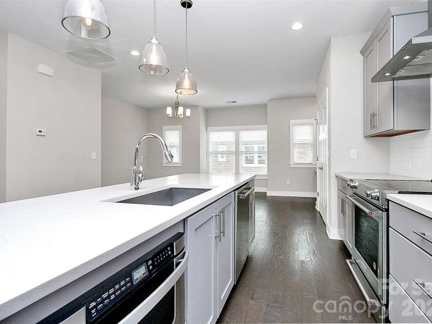 1420 4th Street, Charlotte, NC 28208.  MLS# CAR4430917, YatesRealty ID 54613. 