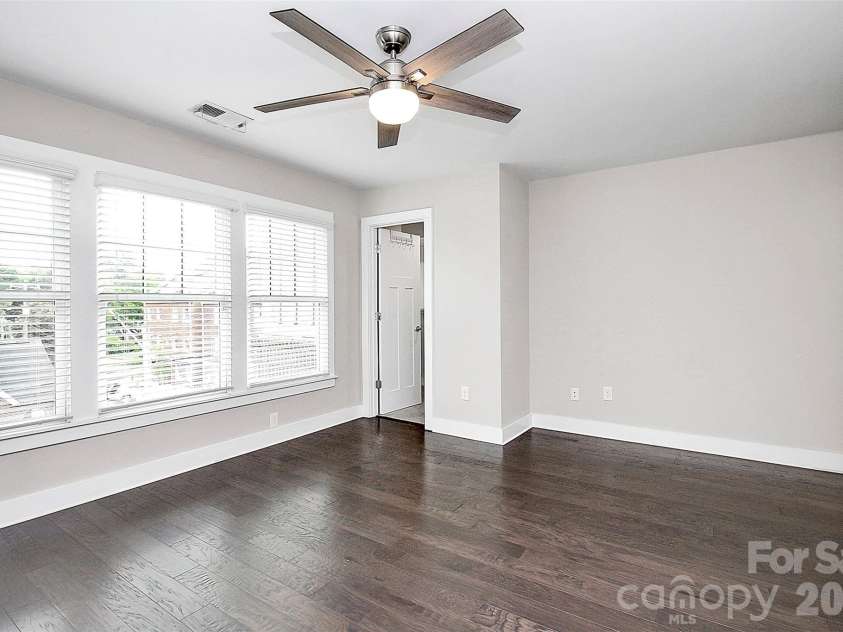 1420 4th Street, Charlotte, NC 28208.  MLS# CAR4430917, YatesRealty ID 54613. 