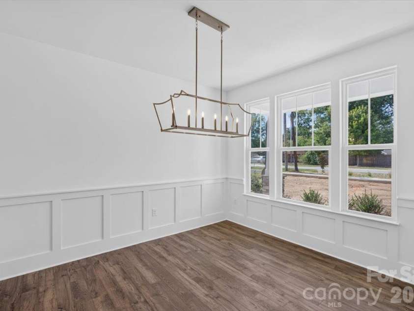 4927 Potter Road, Matthews, NC 28104.  MLS# CAR4430466, YatesRealty ID 54614. 