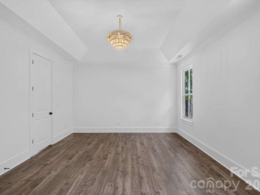 4927 Potter Road, Matthews, NC 28104.  MLS# CAR4430466, YatesRealty ID 54614. 